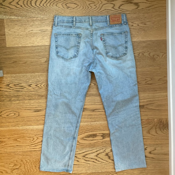 Levi’s 514 Jeans 38/32 Straight Leg Light Wash Denim - Picture 3 of 11